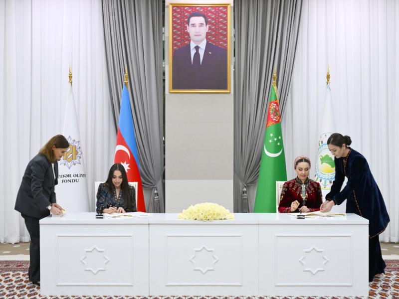 Heydər Əliyev Fondu ilə Qayğıya ehtiyacı olan uşaqlara yardım üzrə xeyriyyə Fondu arasında anlaşma memorandumu imzalanıb