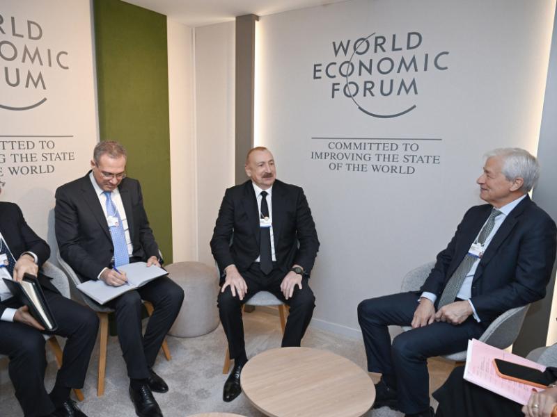 President Ilham Aliyev met with Chairman and Chief Executive Officer of JPMorgan in Davos