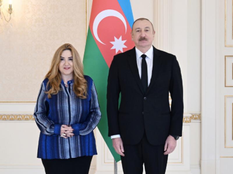 Prezident İlham Əliyev Yunanıstanın ölkəmizdə yeni təyin olunmuş səfirinin etimadnaməsini qəbul edib 