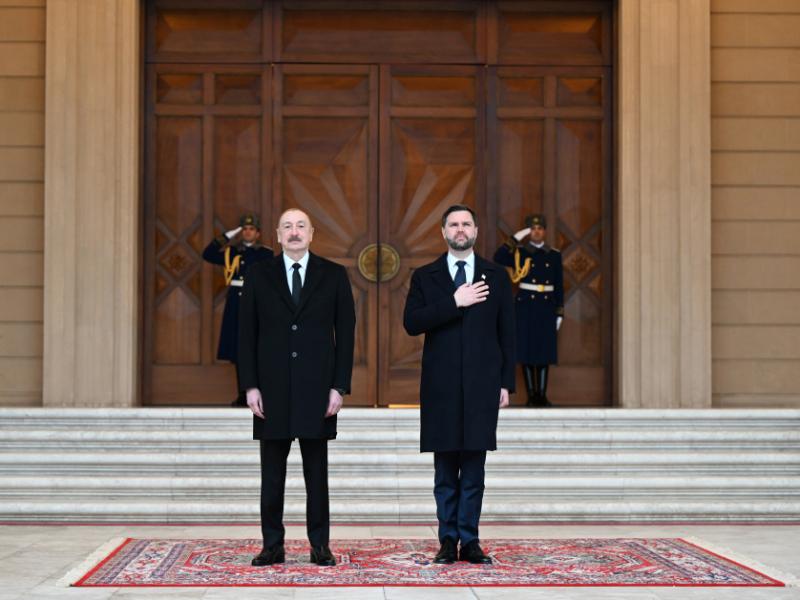 Official welcome ceremony held in Baku for Vice President of the United States