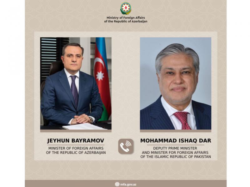 Azərbaycan və Pakistan XİN başçıları regional və beynəlxalq təhlükəsizliyi müzakirə ediblər