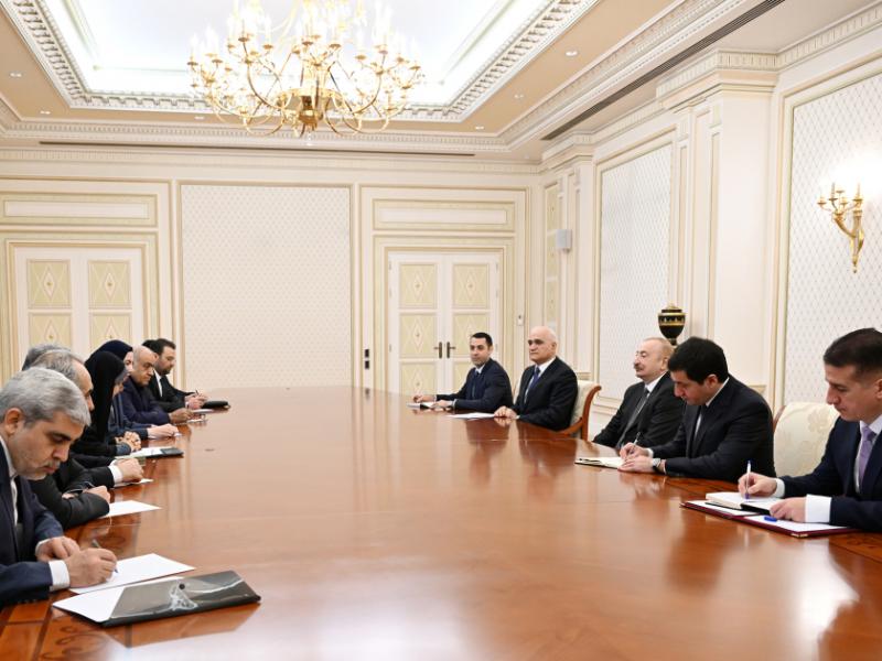 President Ilham Aliyev received delegation led by Iran's Minister of Roads and Urban Development
