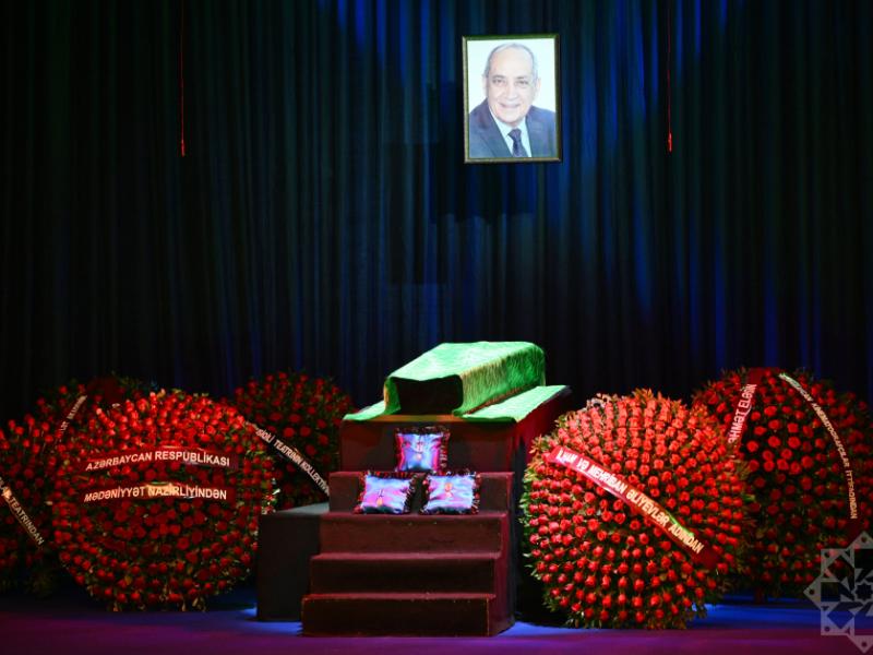 Xalq artisti Rasim Balayev son mənzilə yola salınıb