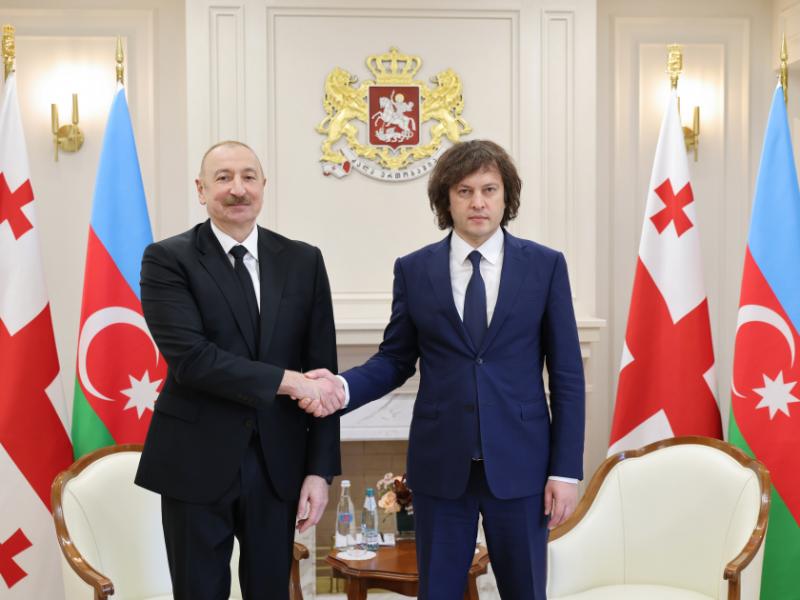 Prezident İlham Əliyevin Gürcüstanın Baş naziri İrakli Kobaxidze ilə təkbətək görüşü olub