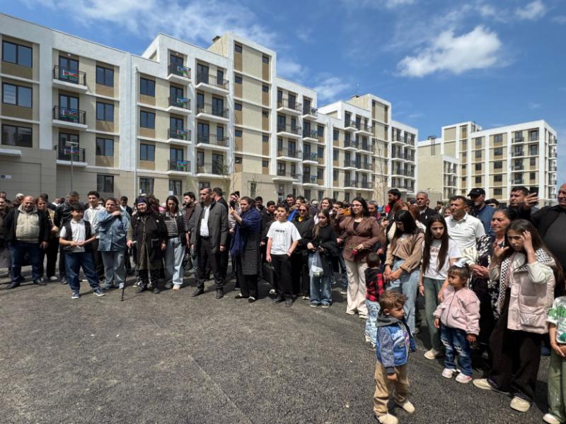 Great Return: Another 110 families relocated to Aghdam city receive keys to new homes