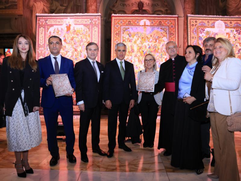 В Ватикане презентовали совместные проекты с Фондом Гейдара Алиева