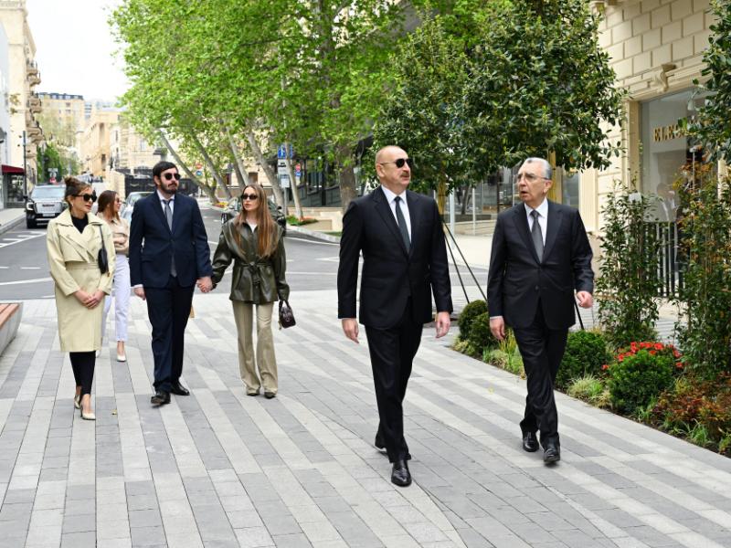 Prezident İlham Əliyev Bakının İslam Səfərli küçəsinin yenidənqurmadan sonra açılışında iştirak edib