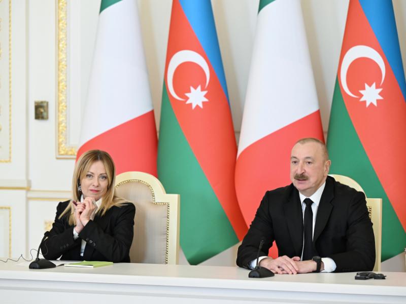 Prezident İlham Əliyev və İtaliya Nazirlər Şurasının sədri mətbuata bəyanatlarla çıxış ediblər