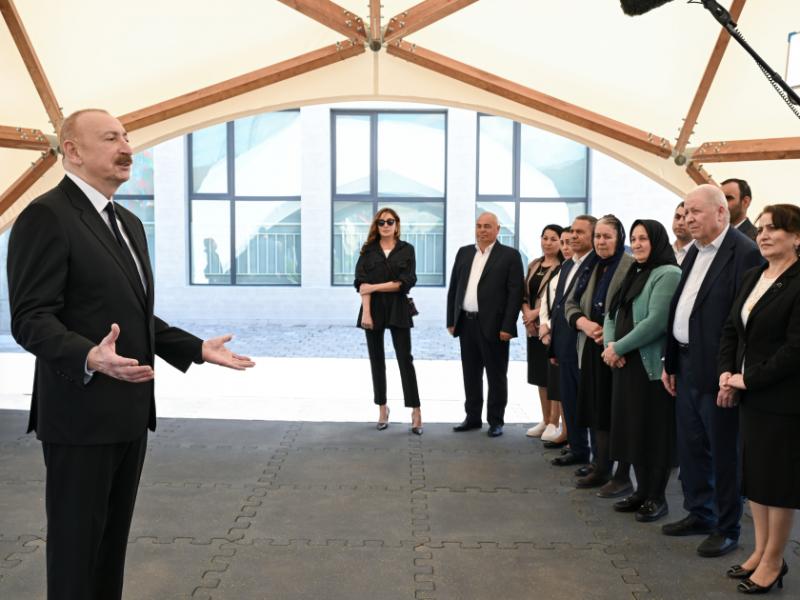 President Ilham Aliyev and First Lady Mehriban Aliyeva met with residents moving to Shukurbeyli village in Jabrayil district