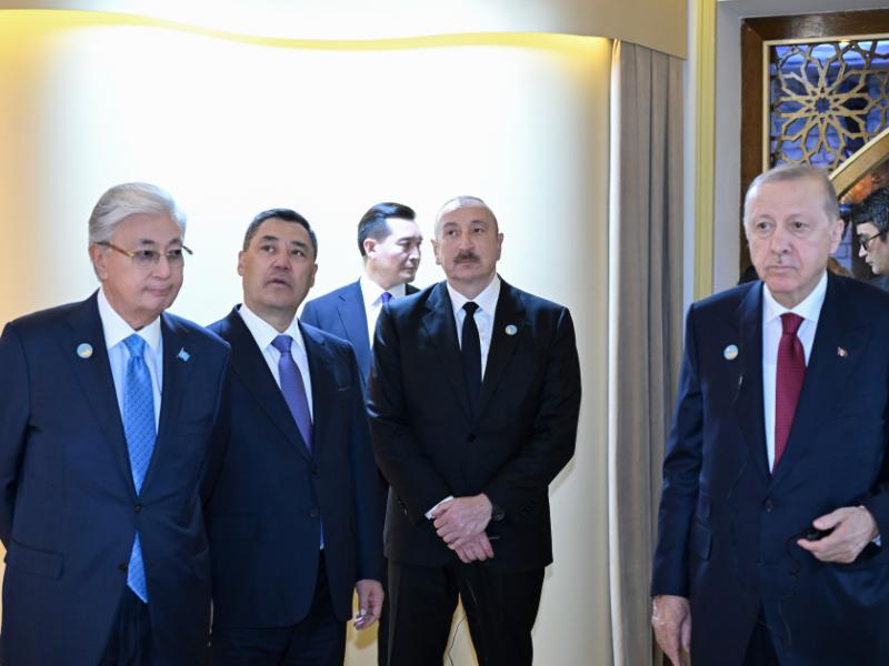 Prezident İlham Əliyev və TDT-nin qeyri-rəsmi Zirvə görüşünün digər iştirakçıları Türküstanda bir sıra mədəni məkanlarla tanış olublar