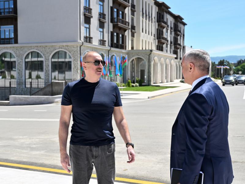 Президент Ильхам Алиев принял участие в открытии капитально реконструированного Культурного центра в Ханкенди