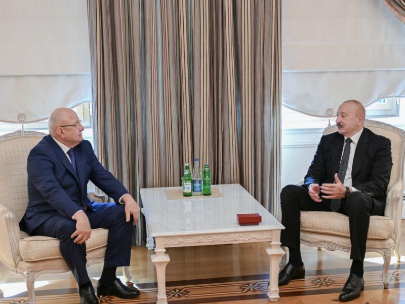 President Ilham Aliyev presented “Dostlug” Order to prominent Dagestani public and political figure Kurban Kurbanov