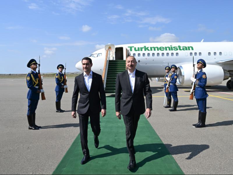Türkmənistan Prezidenti Sərdar Berdiməhəmmədov Füzuli rayonuna gəlib