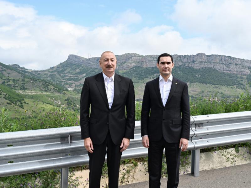 Presidents of Azerbaijan and Turkmenistan posed for photo against backdrop of Dashalti village in Shusha