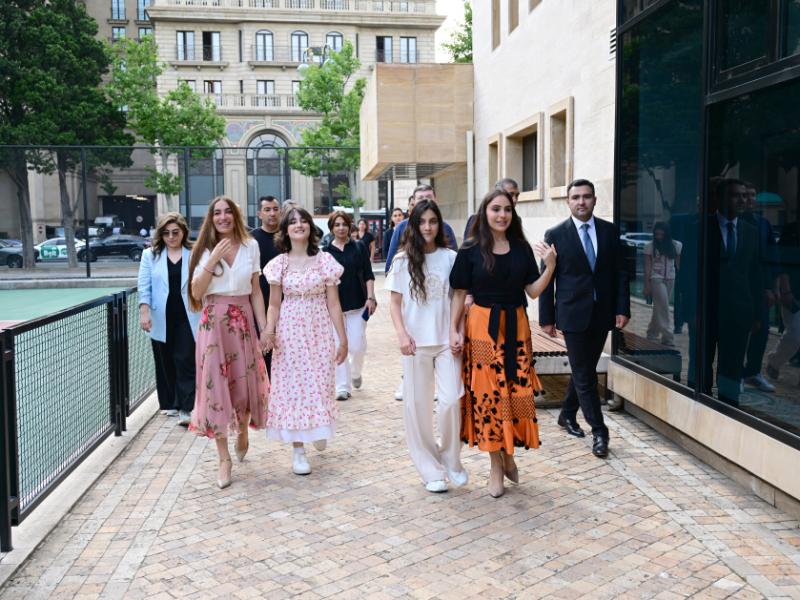 Leyla Əliyeva və Arzu Əliyeva Dənizkənarı Milli Parkda açılış və təqdimat mərasimlərində iştirak ediblər