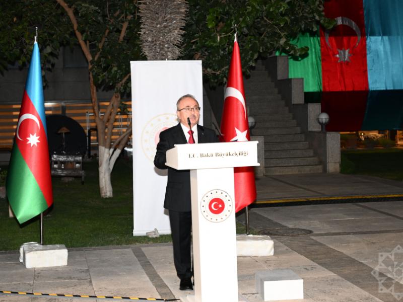 Türkiyənin Zəfər bayramı və Silahlı Qüvvələr Günü Bakıda qeyd olunub