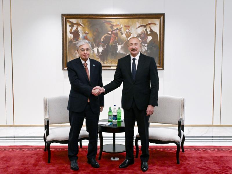Azərbaycan Prezidenti İlham Əliyevin Bişkekdə Qazaxıstan Prezidenti ilə görüşü olub 