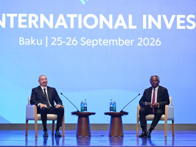 Prezident İlham Əliyev II Azərbaycan Beynəlxalq İnvestisiya Forumu çərçivəsində keçirilən tədbirdə iştirak edib