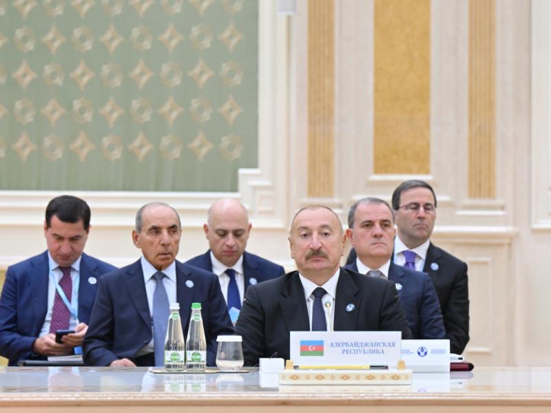 Turkmenbashi hosted expanded-format meeting of CIS Council of Heads of State