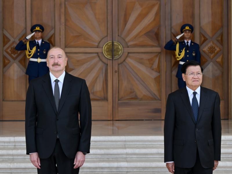 Laos Prezidentinin Bakıda rəsmi qarşılanma mərasimi olub