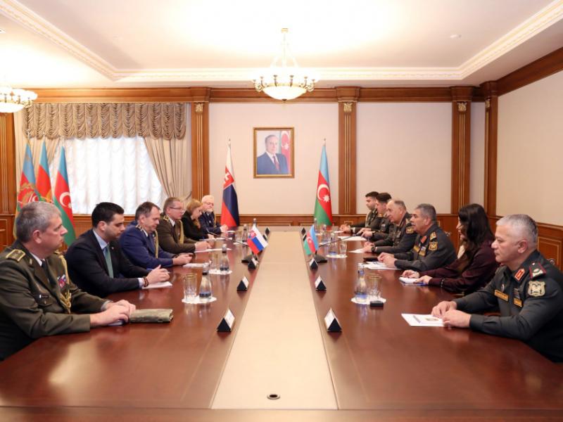 Azerbaijan, Slovakia expand military cooperation